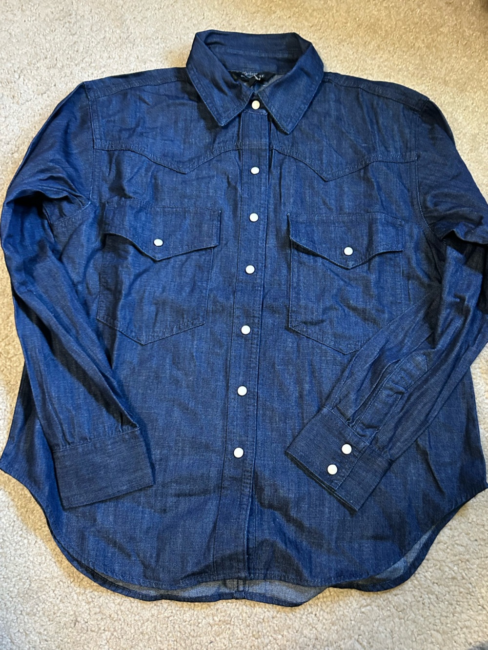 Banana Republic Facotry denim shirt (small petite) NWT